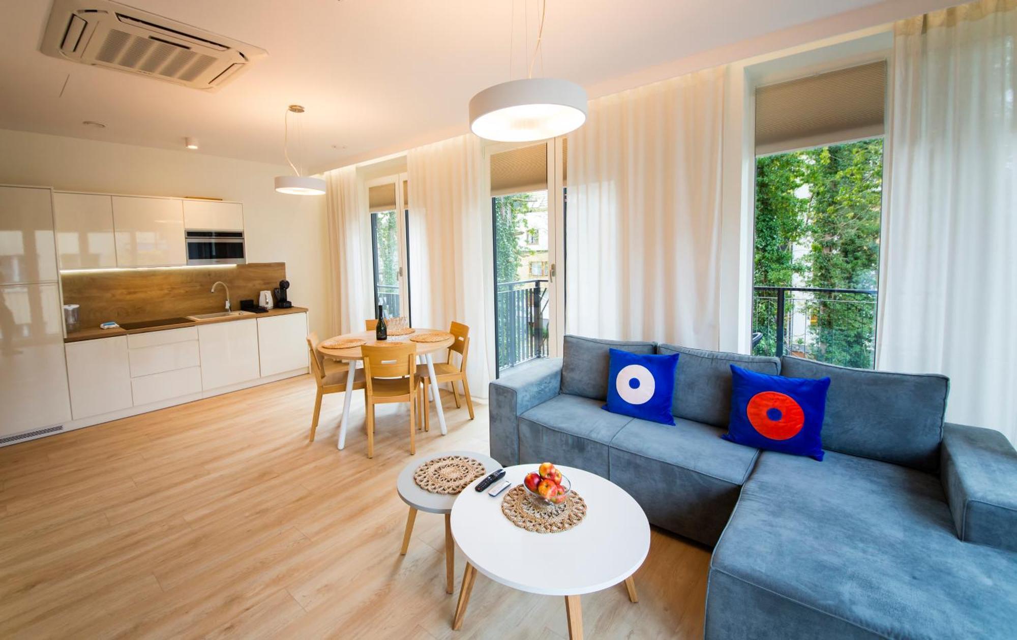 Wyspa Uznam Sea Side Garden Resort Promenada ชวีโนวิชแจ ภายนอก รูปภาพ